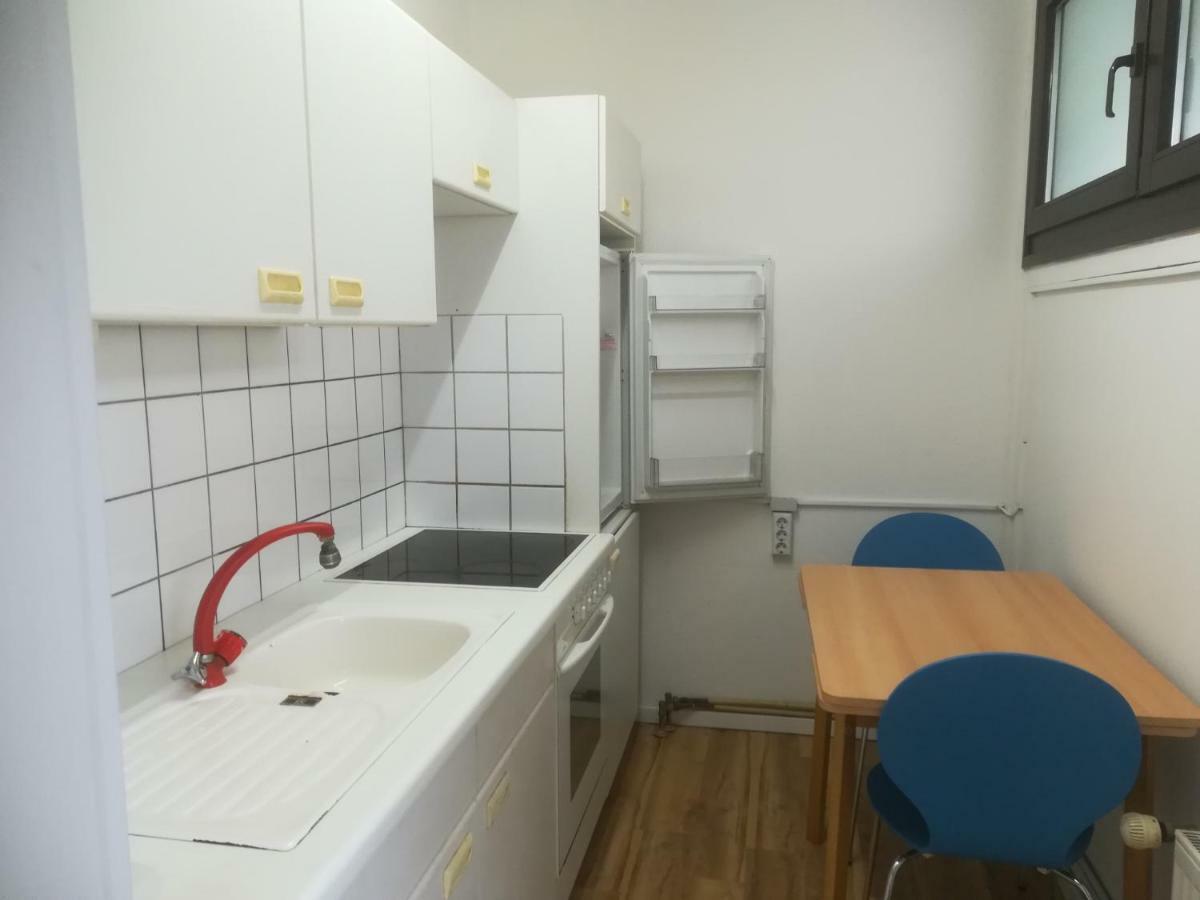 Hannover Messe-Wohnung Buitenkant foto