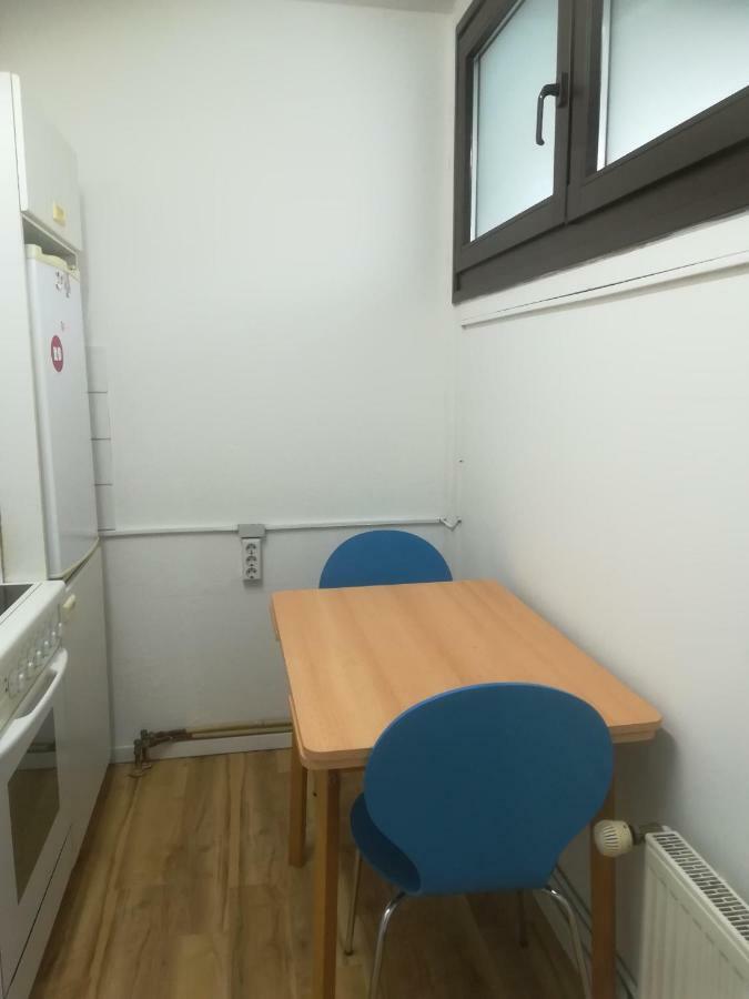 Hannover Messe-Wohnung Buitenkant foto